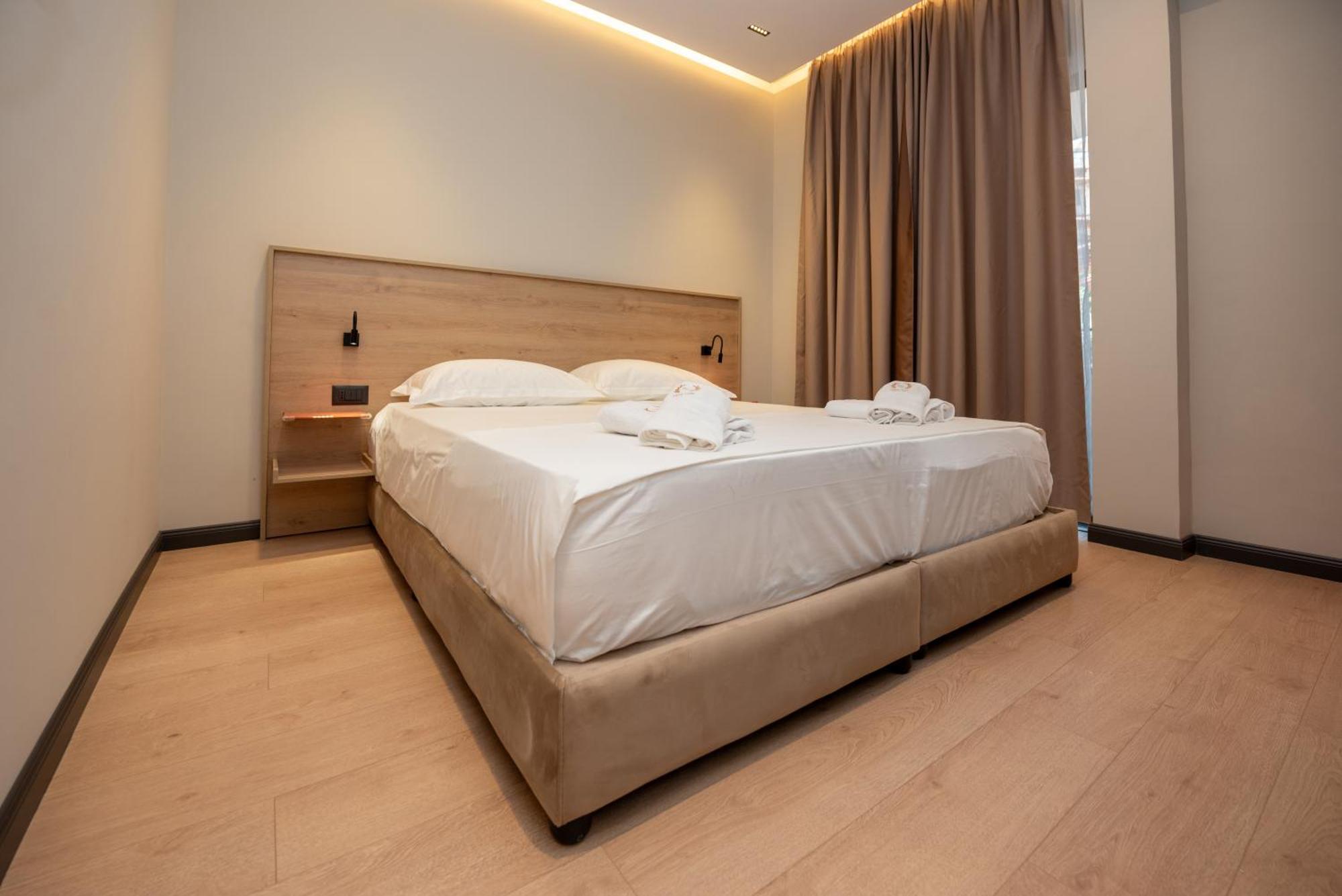 Calma Boutique Hotel Vlorë Exterior foto